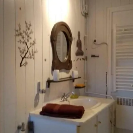 House Chez Marcelle Et Michel 펜션 *