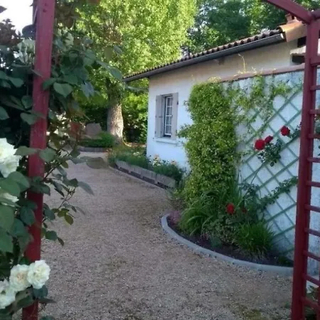 House Chez Marcelle Et Michel 펜션